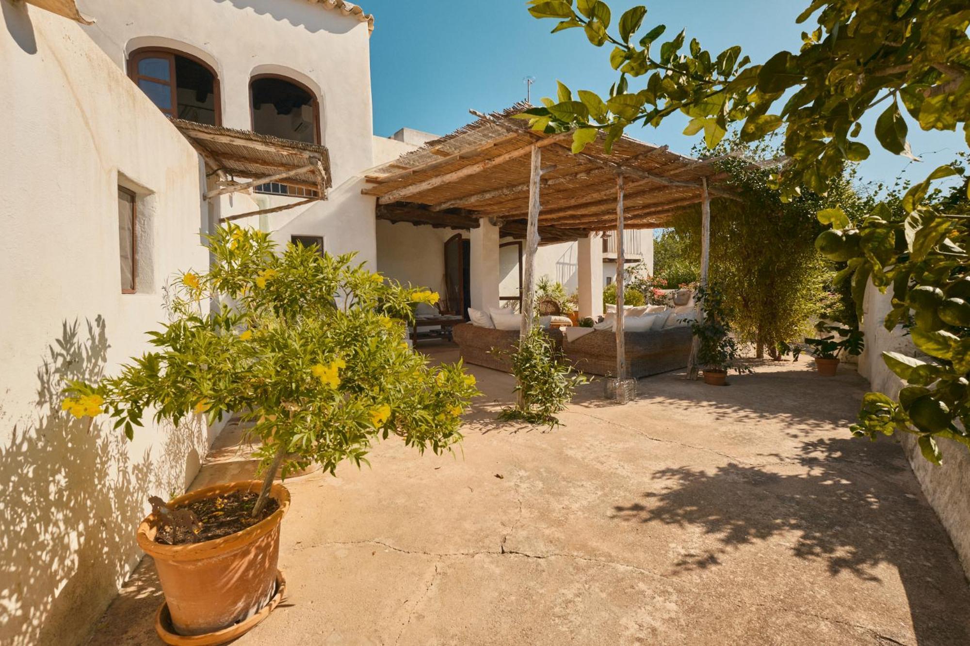 The Guardian House Ξενοδοχείο Santa Gertrudis  Εξωτερικό φωτογραφία